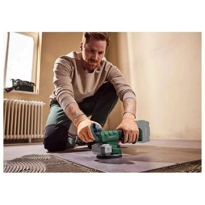 Masina de Vibrat Gresie Viteza de vibratie reglabila pe 6 niveluri, Forta maxima de prindere: aprox. 35 kg