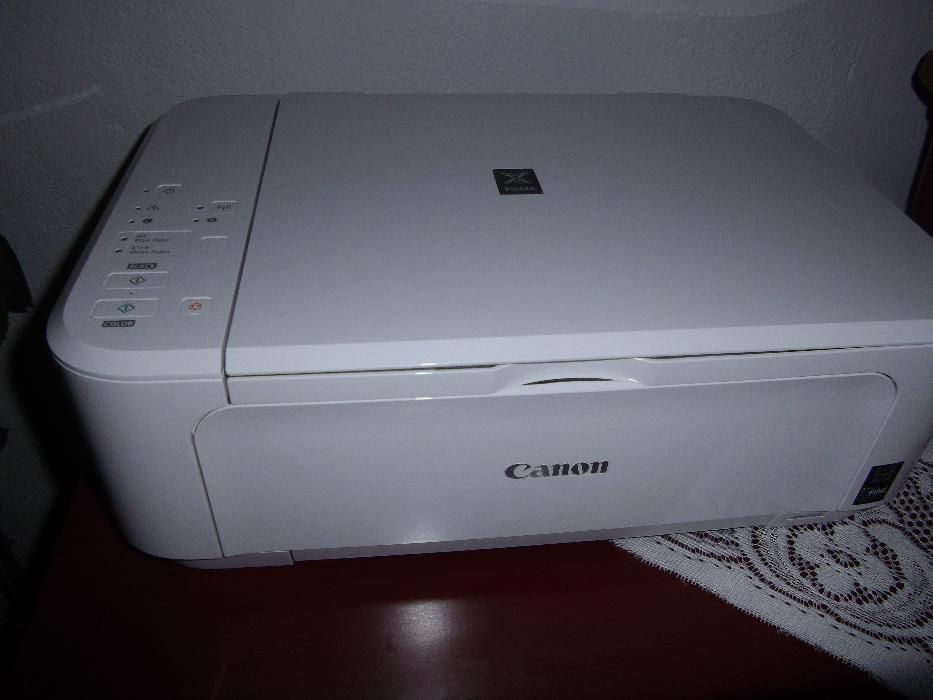 Принтер - Canon цветен