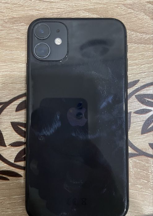 Продается 11 Айфон 128гб