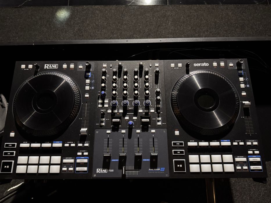 продам dj контроллер Rane four