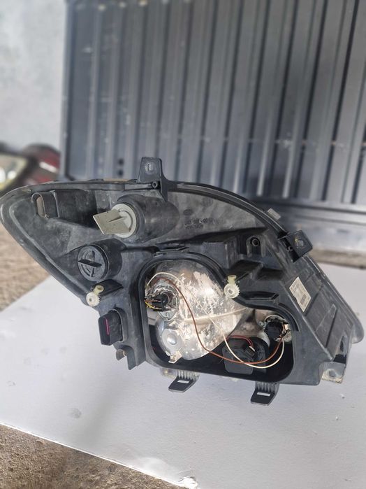 Far Stanga Mercedes Sprinter2 2006-2014 Original