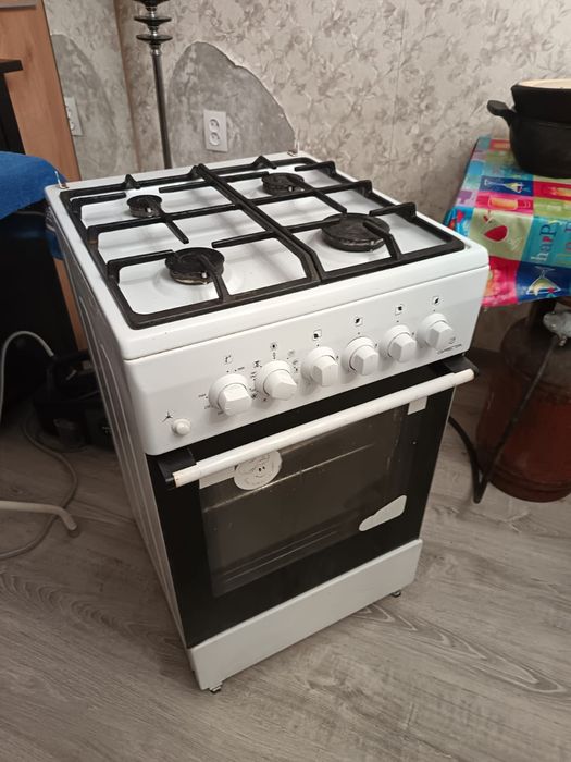 Продаю плиту Greta