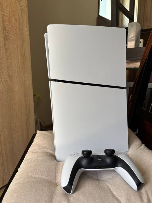 PlayStation 5 Slim - Digital Edition с гаранция