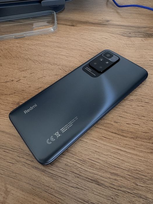 Продам телефон Redmi