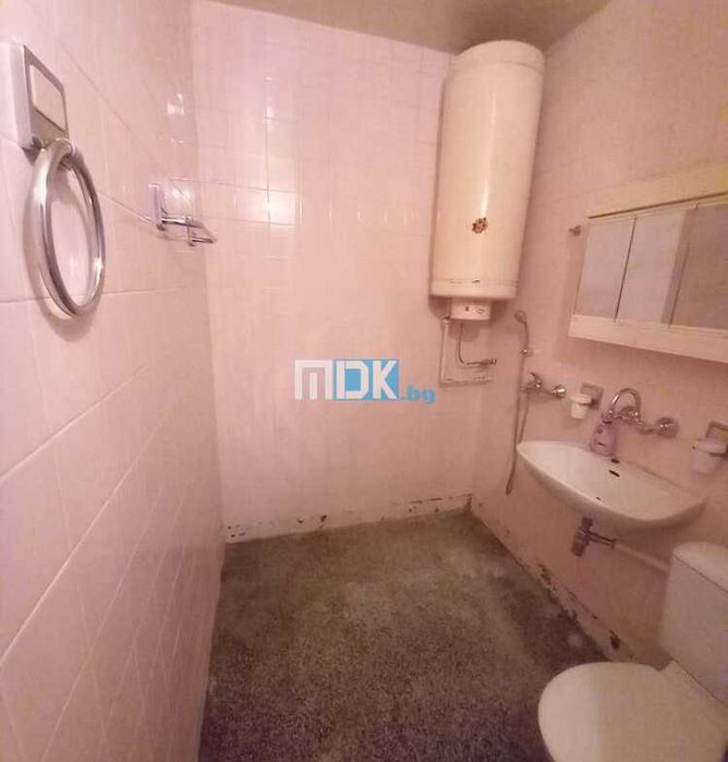 Продава се Двустаен апартамент в Пловдив, Кючук Париж - 65 кв.м за 1462 €/кв.м - Снимка #10