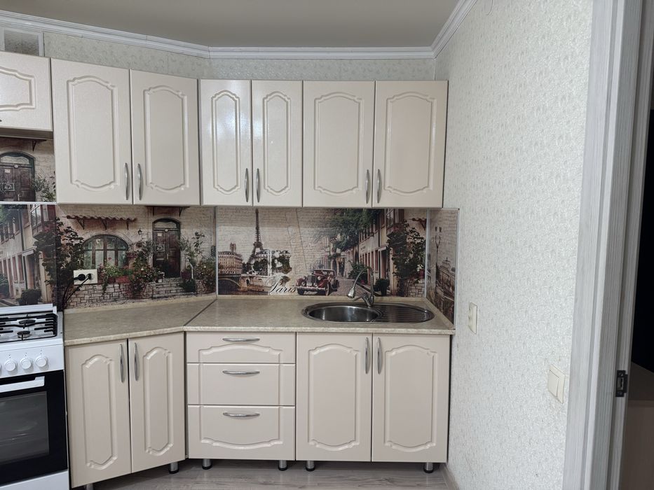 Продам кухонный гарнитур