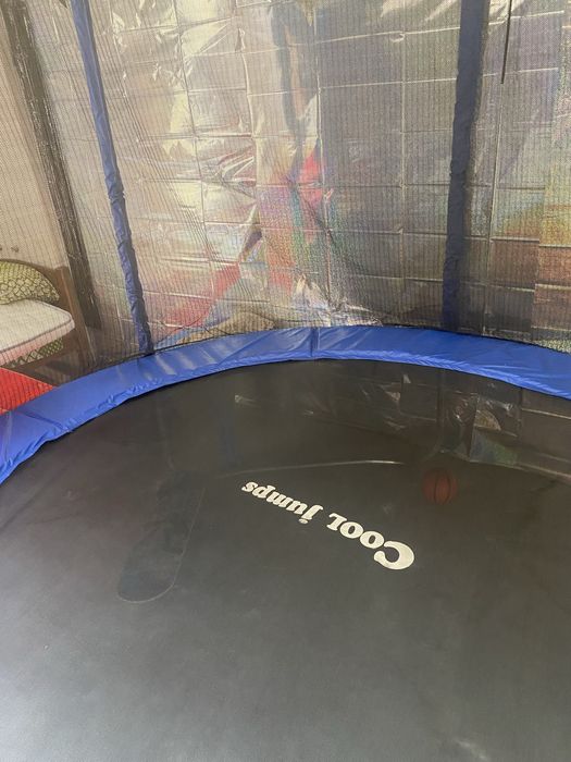 Батут голям диаметър