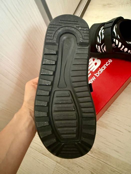 Дамски чехли New Balance