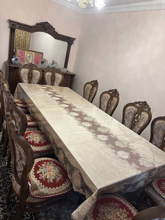 Sebzor mahallasida kvartira sotiladi