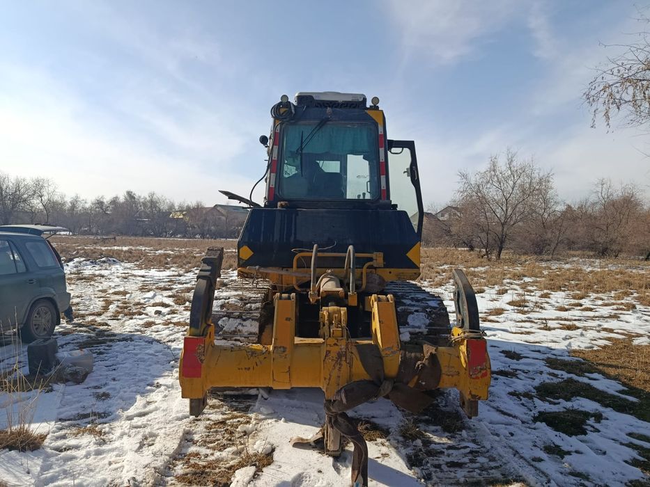 Бульдозер shantui SD16
