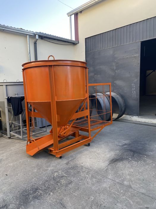 Бадья для бетона и корыто