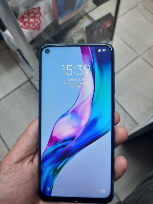 Продам смартфон Redmi Note 9