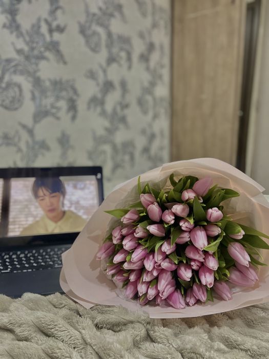 Цветы тюльпан 51шт продам