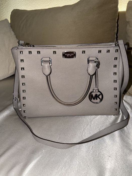 Geantă Michael Kors Medium Selma Studded gri