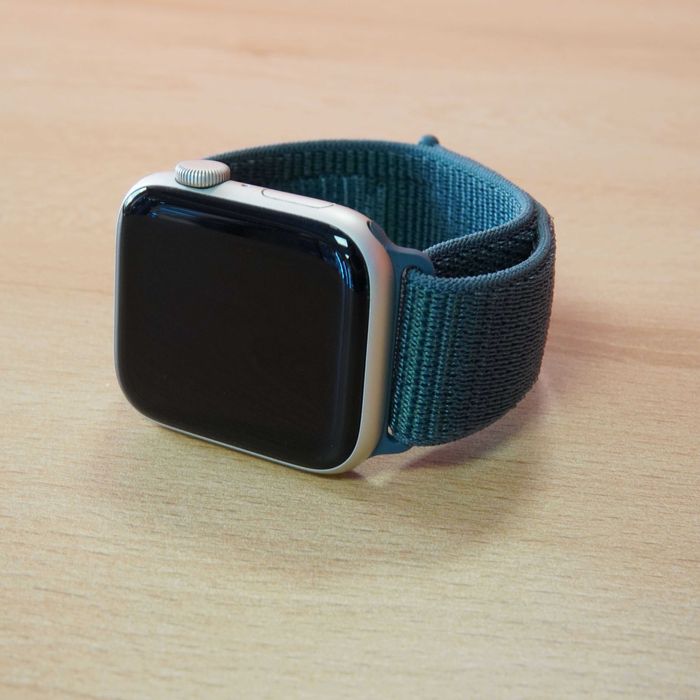 Apple Watch SE 2022 44 MM, A2723, WiFi, GPS, Aluminium, Starlight