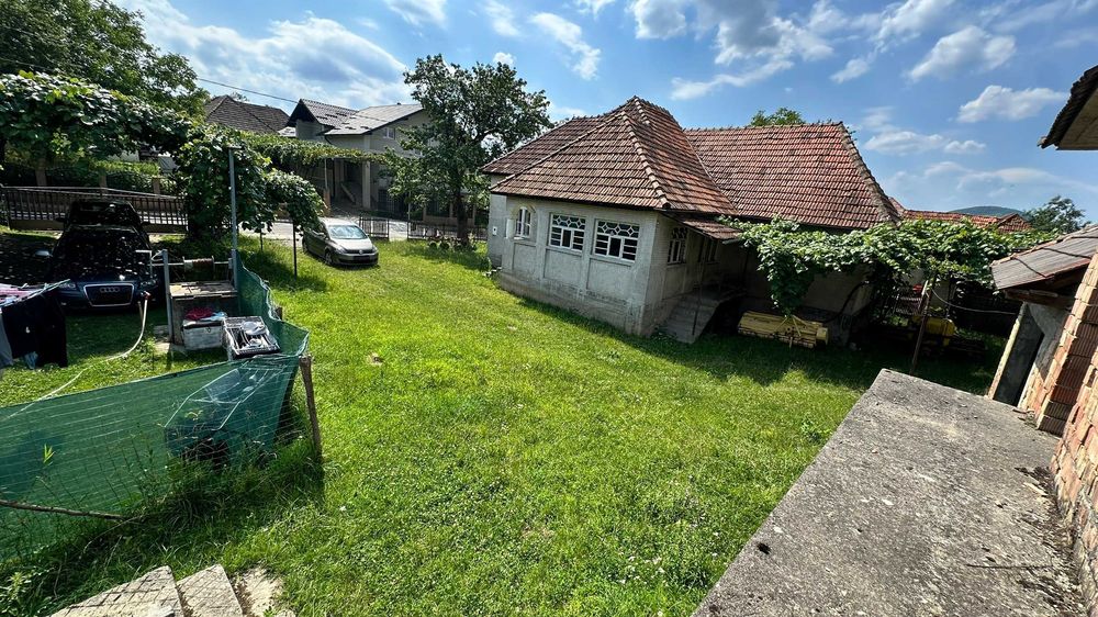 Vând casă în Bătarci