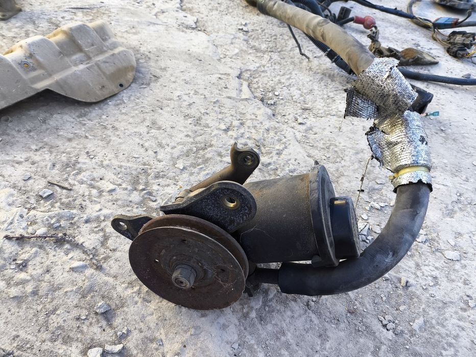 Продам запчасти на Патрол у61