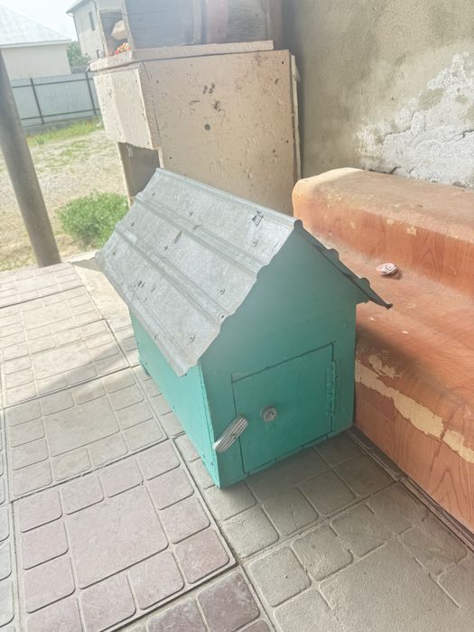 Будка для собак маленьких парод, подойдет для кошек