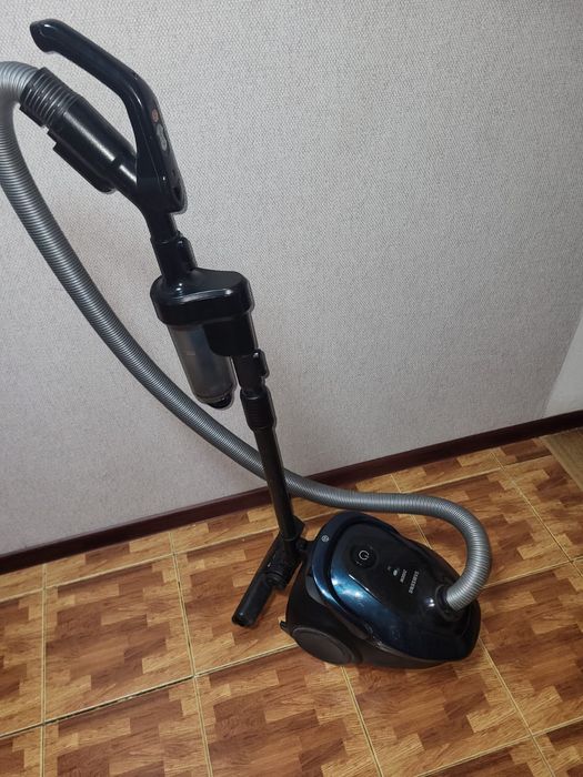 Продам пылесос Самсунг