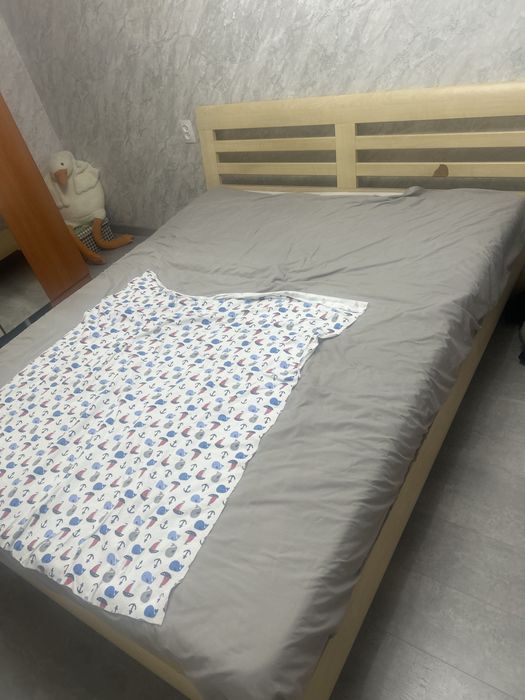 Кровать двухспальная