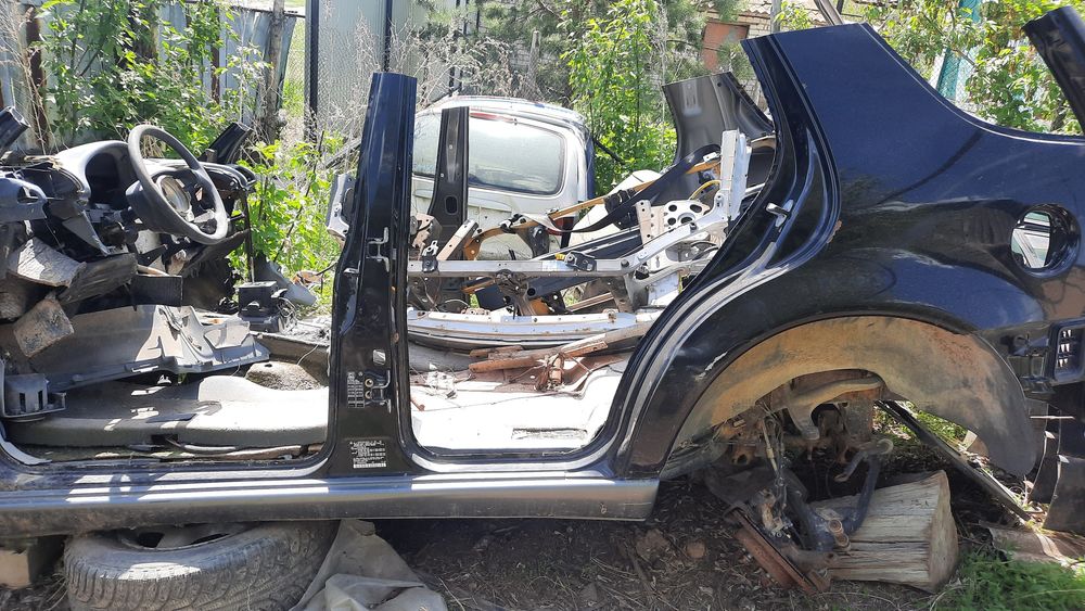 запчасти  на мерседес МЛ320