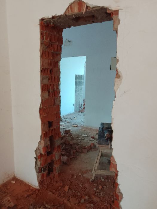 Демонтаж разрушение стен