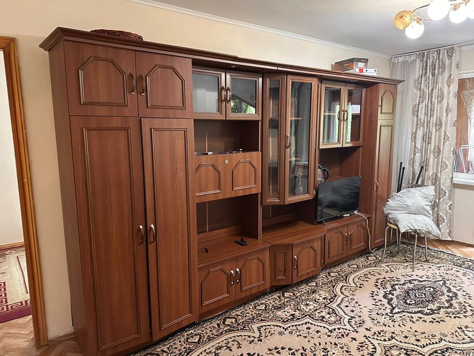 Продам стенку самовывоз