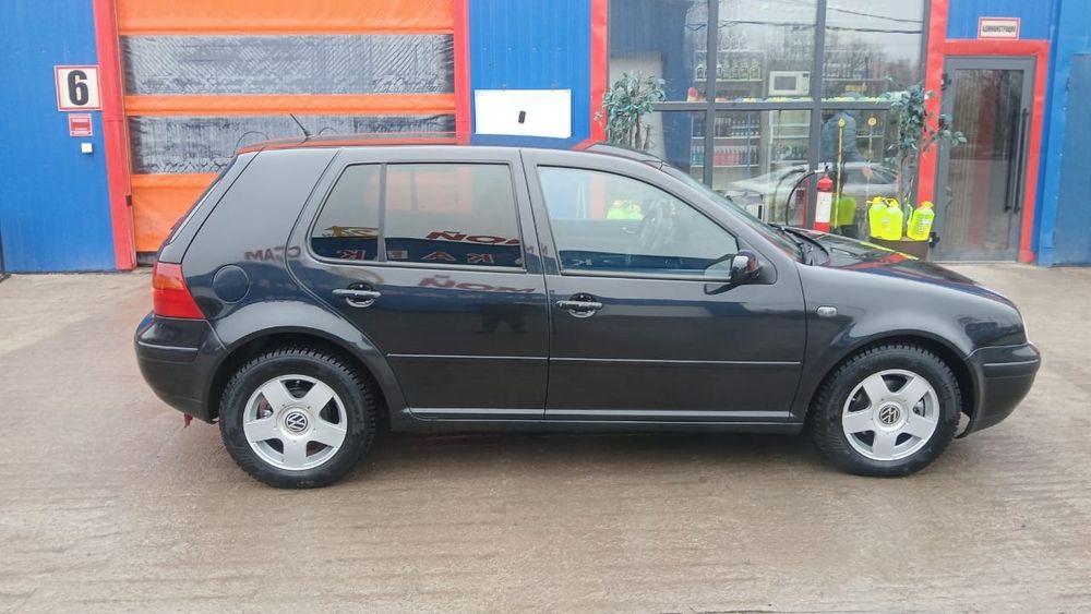 Продам диски и резину на гольф 4