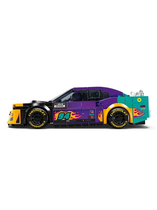 LEGO Speed Champions Гоночный автомобиль NASCAR Chevrolet Camaro 76935