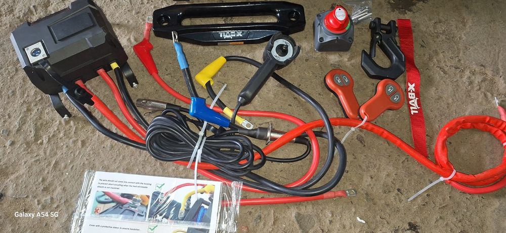 Лебёдка 1200LB 12V в наличии