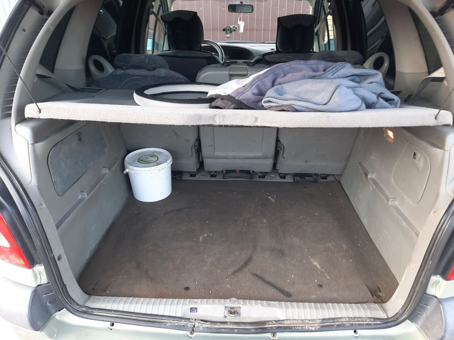 Продам Рено Скеник 2001г. В, об.1.6л КПП Автомат, Газ-Бензин, цена 2,2