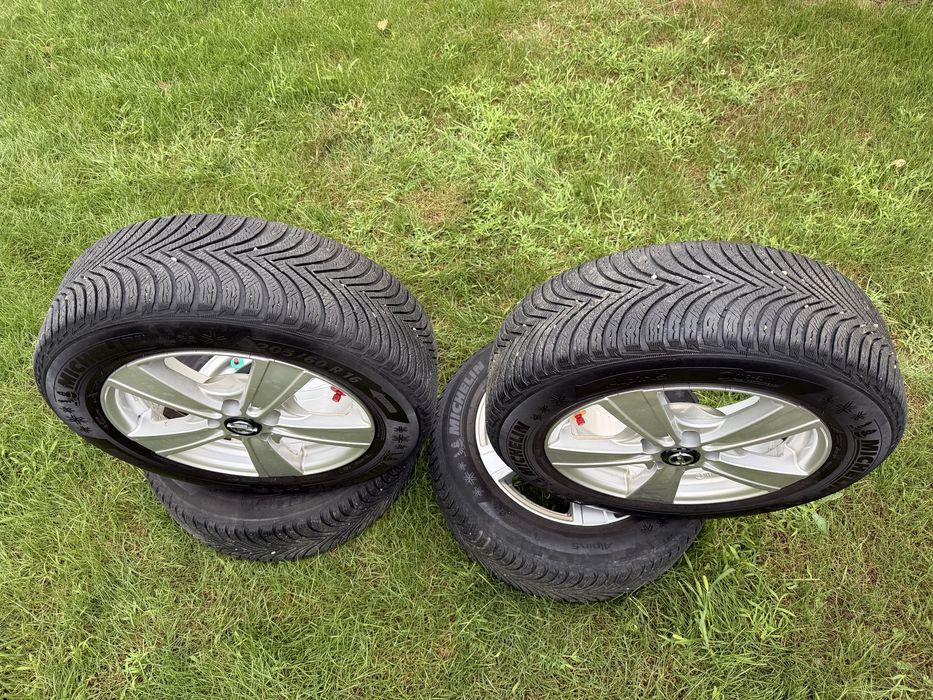 Jante aliaj 5x105mm anvelope iarna 205/60/16 cu senzori