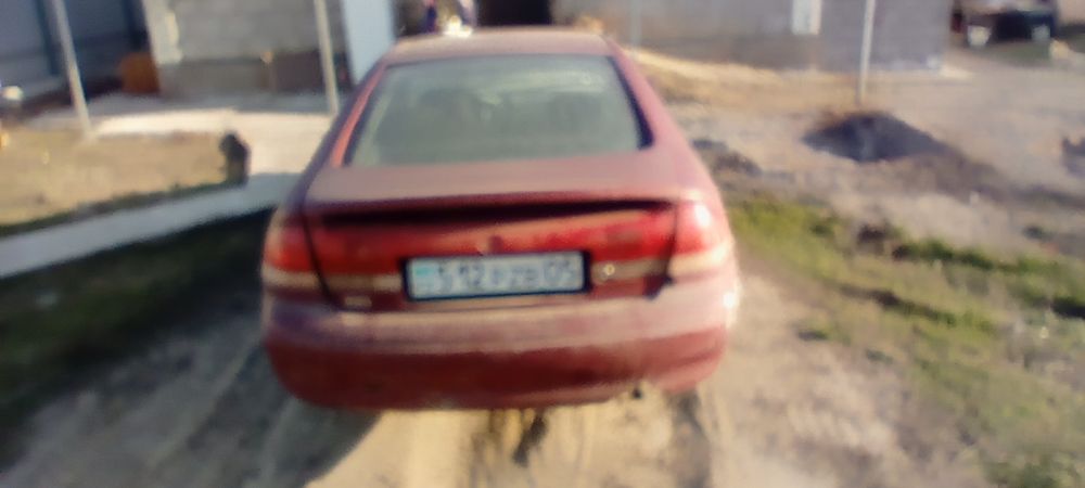 Продаю машину мазда