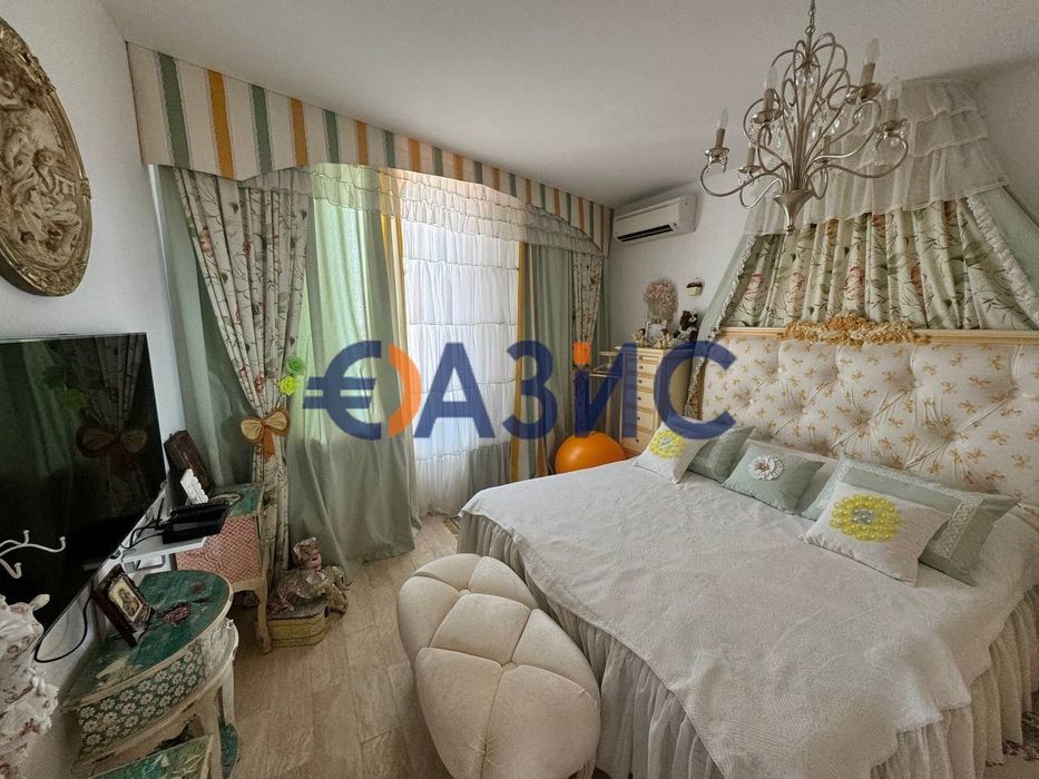 Продава се Тристаен апартамент в Несебър - 183 кв.м за 1840 €/кв.м - Снимка #7