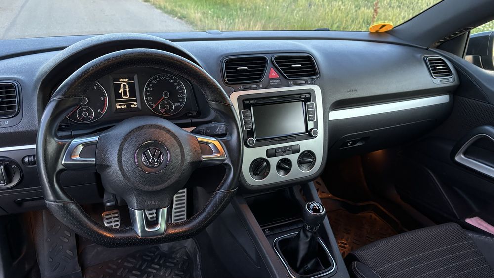Vând Vw scirocco 3