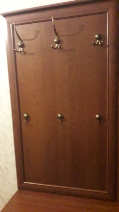 Продам прихожую Производство  Россмя