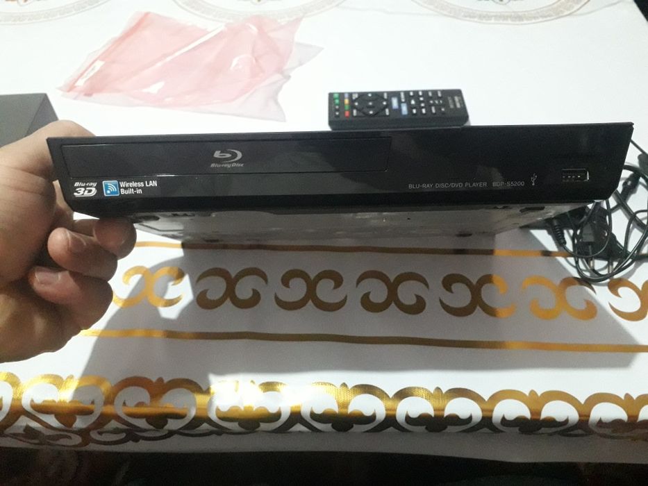 Sony BDP-S5200  сотилади