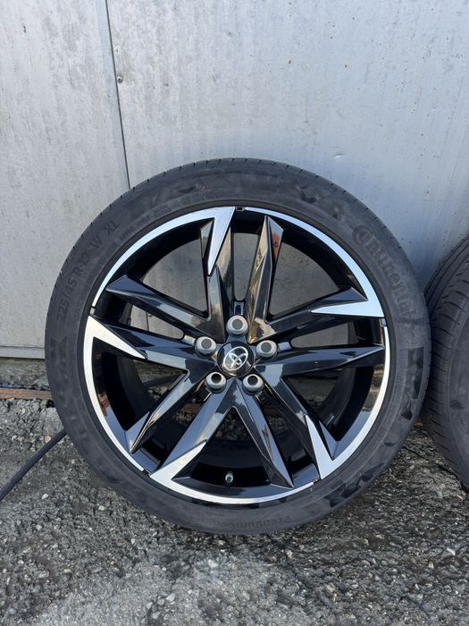 Jante anvelope 225 45 19 continental vara toyota chr corolla cross R19 Model Gr sport