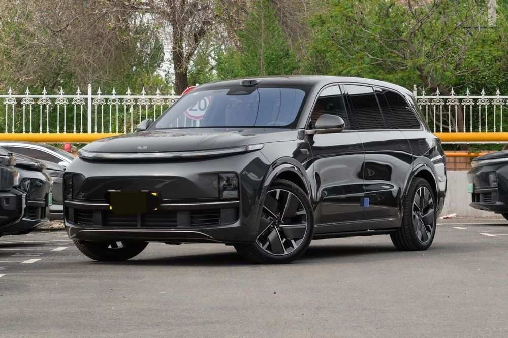свежие Lixiang Lisiang L9 Ultra, год выпуска 2026