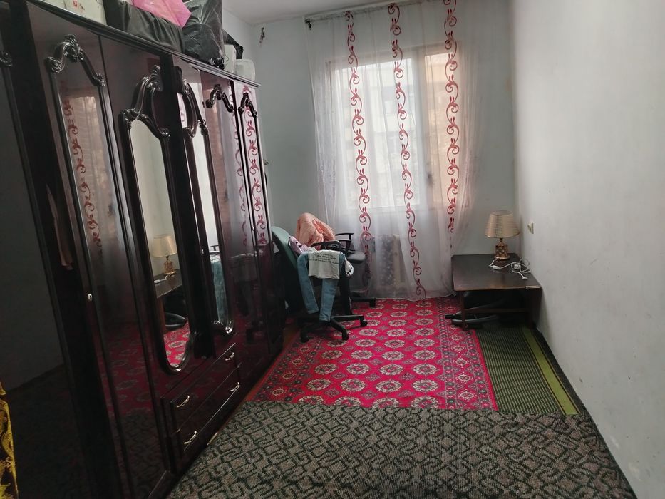 3 xonali uy srochno sotiladi