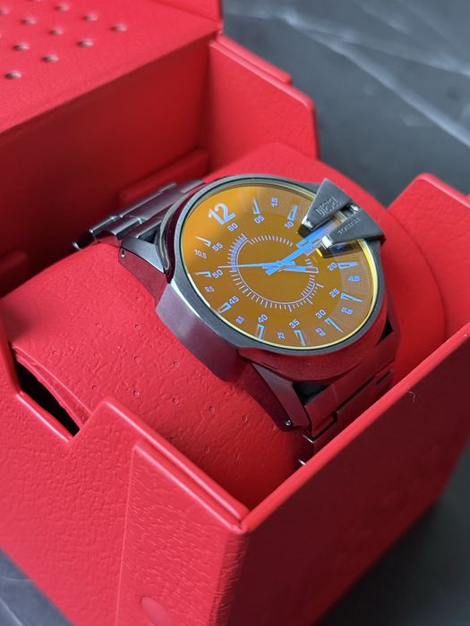 Diesel Master Chief DZ1965 – оригинален мъжки часовник с кутия