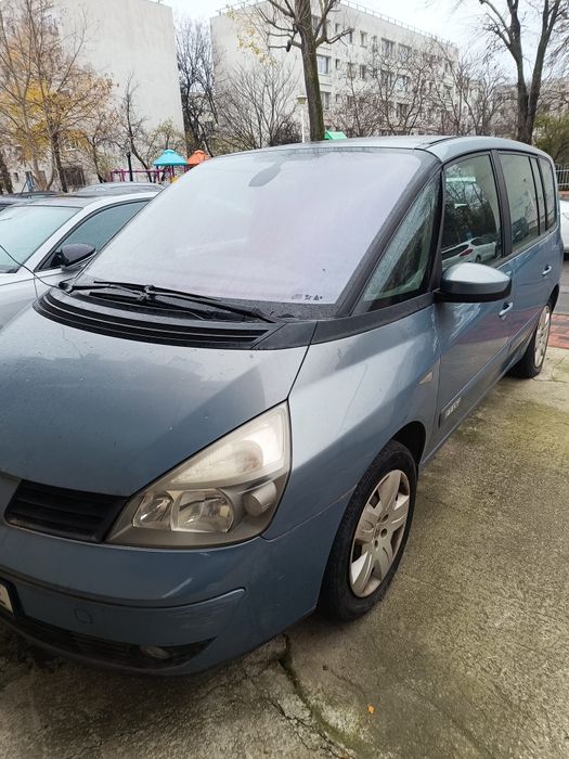 Renault Grand Espace, 7 locuri

13:57