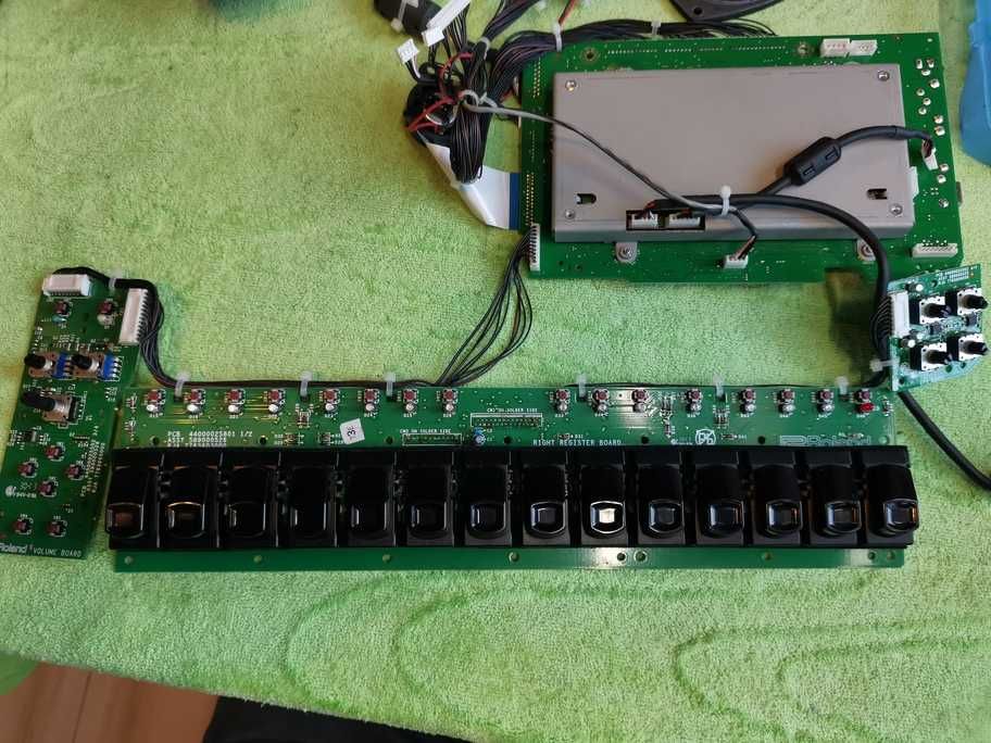 Mentenanta/Igienizare/Reparatii/Resoftari Acordeoane Roland Fr7x/FR8x