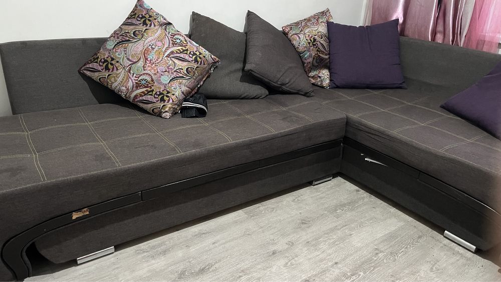 Продам угловой диван