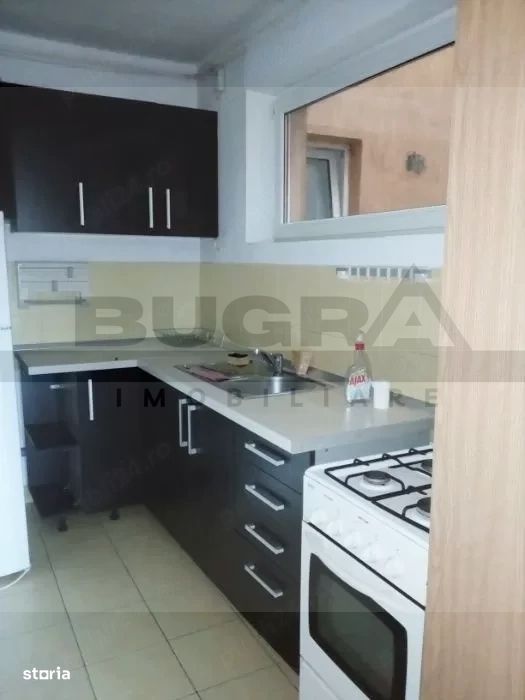 Apartament cu 3 camere, 80 mp, decomandat, parcare, zona Traian Mosoiu
