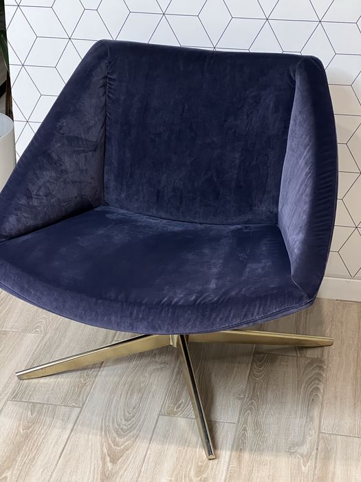 Vând fotoliu elegant rotativ de catifea