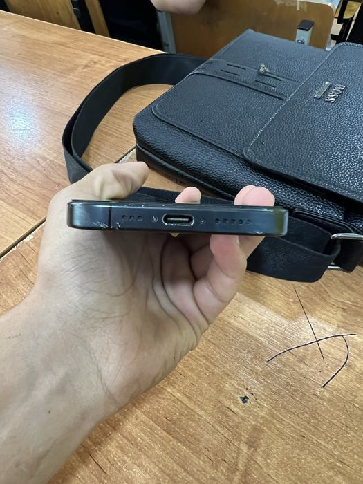 Iphone 15 pro 128/92