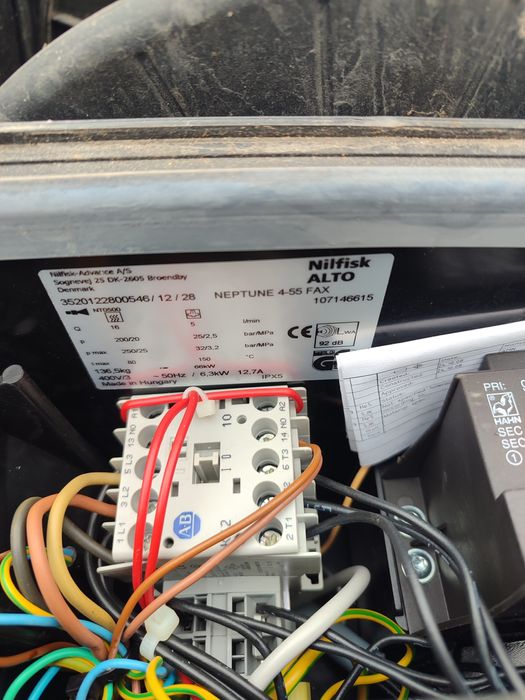 Пароструйка nilfisk neptun 4