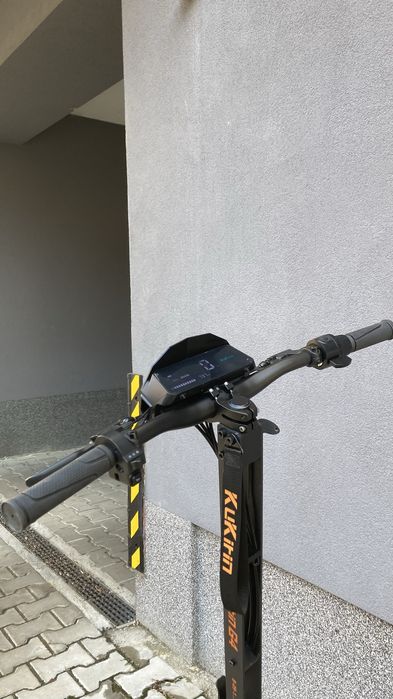 Електрическа тротинетка Kukirin G4 2025