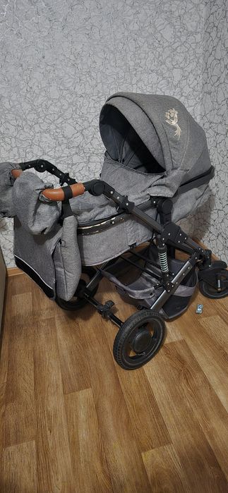 Детская коляска всесезонная